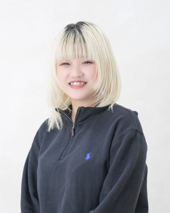 山本 真由